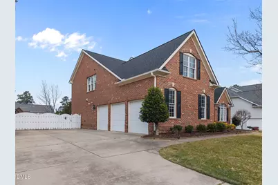 10712 Round Brook Circle, Raleigh, NC 27617 - Photo 23