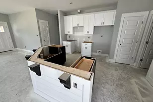 102 Lynn Ln, Selma, NC 27576 - Photo 7