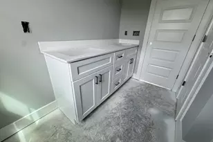 102 Lynn Ln, Selma, NC 27576 - Photo 17