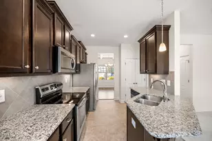 125 Longleaf Pine Way, Sanford, NC 27332 - Photo 7