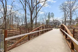 100 Umstead Dr, Chapel Hill, NC 27516 - Photo 9