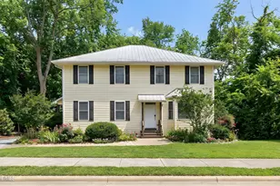 100 Umstead Dr, Chapel Hill, NC 27516 - Photo 1