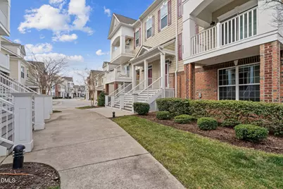 10310 Sablewood Drive #117, Raleigh, NC 27617 - Photo 3