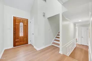 2113 Port Royal Rd, Raleigh, NC 27609 - Photo 5
