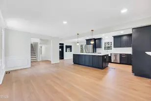 2113 Port Royal Rd, Raleigh, NC 27609 - Photo 7