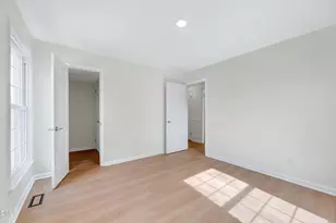 2113 Port Royal Rd, Raleigh, NC 27609 - Photo 23