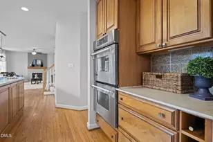 1111 Fairfax Woods Dr, Apex, NC 27502 - Photo 7