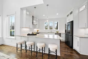 200 Bledsoe Ave, Raleigh, NC 27601 - Photo 7