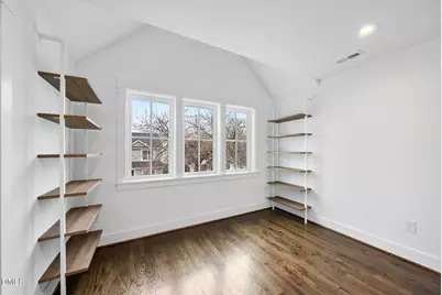 200 Bledsoe Avenue, Raleigh, NC 27601 - Photo 23