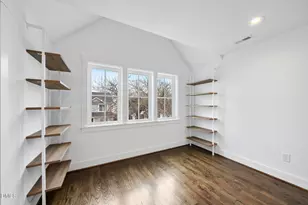 200 Bledsoe Ave, Raleigh, NC 27601 - Photo 23