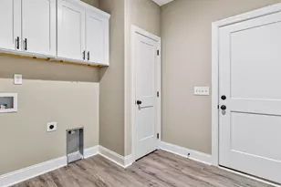 1099 Woodridge Trail, Sanford, NC 27332 - Photo 21