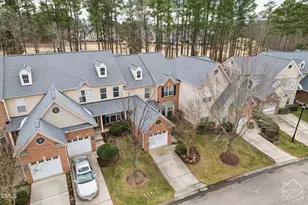 11221 Maplecroft Ct, Raleigh, NC 27617 - Photo 3