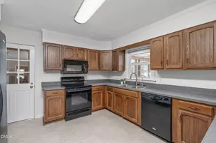 110 Dianne St, Knightdale, NC 27545 - Photo 9