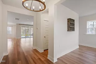 541 Roycroft Dr, Wake Forest, NC 27587 - Photo 5