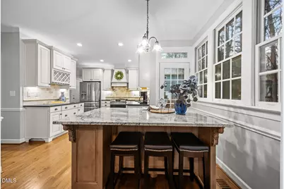 102 Parkroyale Lane, Cary, NC 27519 - Photo 9