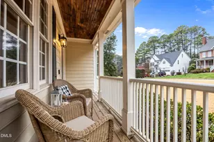 102 Parkroyale Ln, Cary, NC 27519 - Photo 3