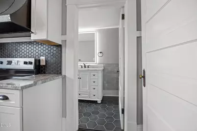 211 N Ninth Street, Mebane, NC 27302 - Photo 19