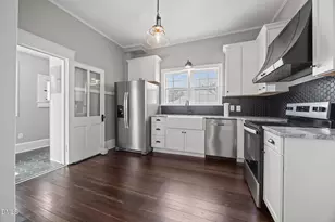 211 N 9th St, Mebane, NC 27302 - Photo 13