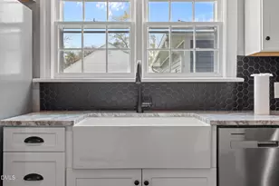 211 N 9th St, Mebane, NC 27302 - Photo 31