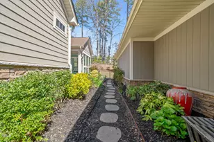 7528 Courtyard Pl, Cary, NC 27519 - Photo 37