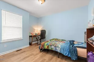 3201 Venus Dr, Durham, NC 27703 - Photo 19