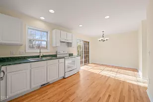 101 Rocklyn Ln, Apex, NC 27502 - Photo 13