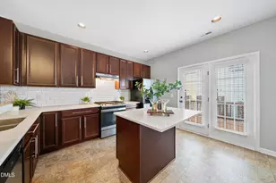 3839 Cary Glen Blvd, Cary, NC 27519 - Photo 7