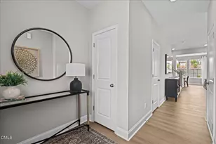 952 Kensley Grv Ln, Fuquay Varina, NC 27526 - Photo 5