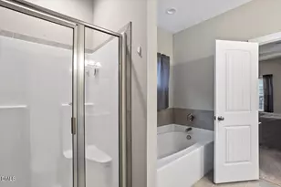 101 Hanover Ct, Clayton, NC 27527 - Photo 15