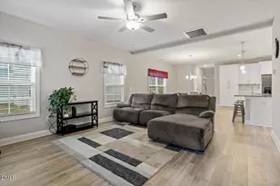 101 Hanover Ct, Clayton, NC 27527 - Photo 11