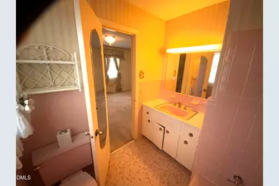 100 E C Street, Erwin, NC 28339 - Photo 17