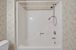 2502 Chapel Hill Rd, Durham, NC 27707 - Photo 25