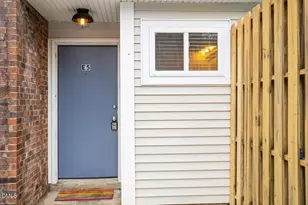 220 Elizabeth St, Chapel Hill, NC 27514 - Photo 3