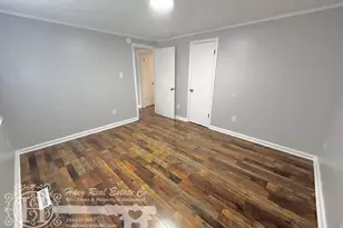 201 E Gilbreath St, Graham, NC 27253 - Photo 9