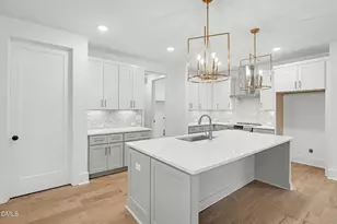 604 Sage Ct, Fuquay Varina, NC 27526 - Photo 3