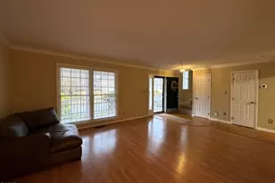 104 Ayelsford Dr, Cary, NC 27518 - Photo 3