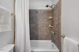 910 Oakland Ave, Durham, NC 27705 - Photo 39