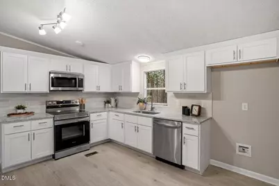 304 E Pope Avenue, Kenly, NC 27542 - Photo 15