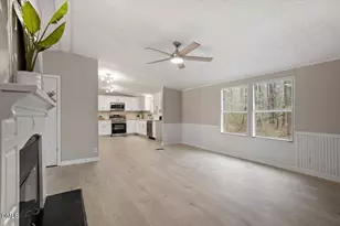 304 E Pope Ave, Kenly, NC 27542 - Photo 5