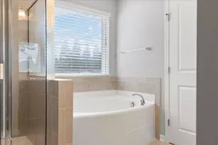 165 Naples Ln, Clayton, NC 27527 - Photo 25