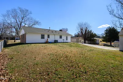 2340 Buckingham Road, Burlington, NC 27217 - Photo 21