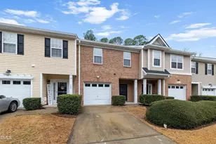 352 Anterbury Dr, Apex, NC 27502 - Photo 3