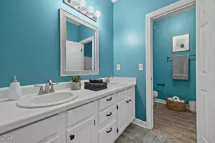 201 Windbyrne Dr, Cary, NC 27513 - Photo 23