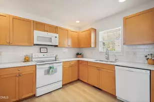 100 Raven Ln, Carrboro, NC 27510 - Photo 9