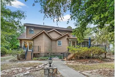 802 N Lincoln Street, Benson, NC 27504 - Photo 3