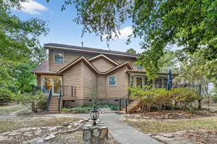 802 N Lincoln St, Benson, NC 27504 - Photo 3