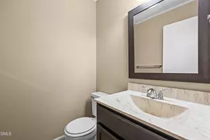 104 Arbuckle Ln, Cary, NC 27511 - Photo 5