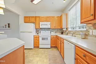 236 Eyam Hall Ln, Apex, NC 27502 - Photo 11