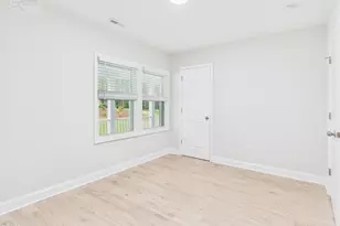 306 Miltwood Dr, Greensboro, NC 27455 - Photo 21