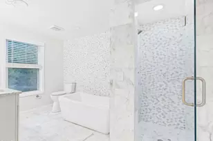 306 Miltwood Dr, Greensboro, NC 27455 - Photo 23